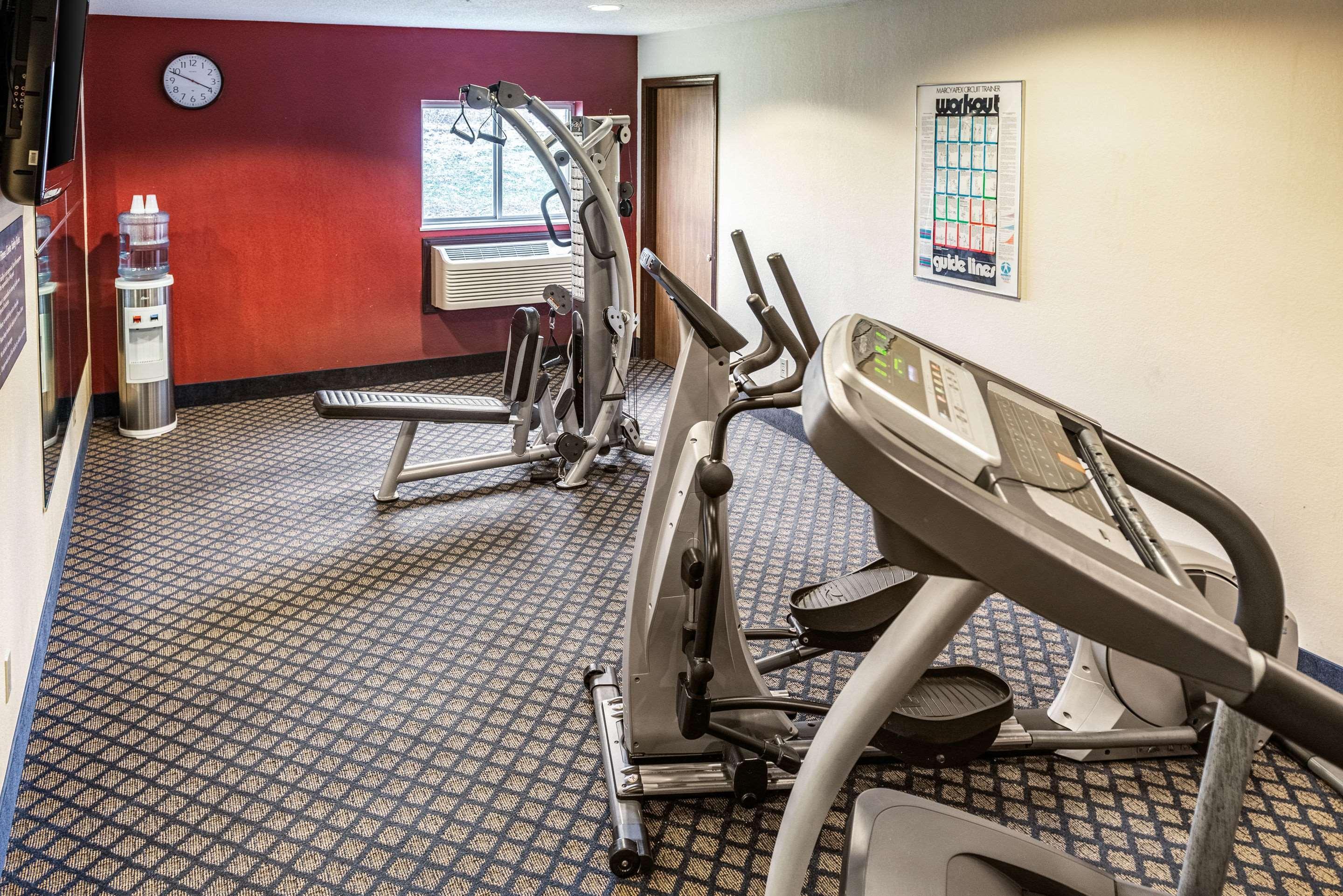 Quality Inn & Suites Seville Екстер'єр фото