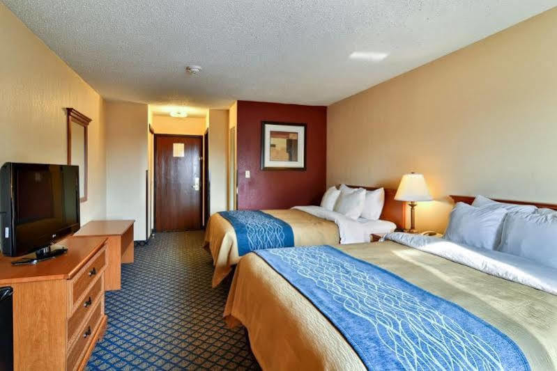 Quality Inn & Suites Seville Екстер'єр фото